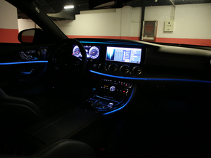 2017AMG E 63 S 4MATIC+ ؄e п؅^