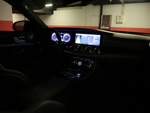 2017AMG E 63 S 4MATIC+ ؄e п؅^