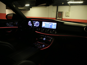 2017AMG E 63 S 4MATIC+ ؄e п؅^