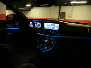 2017AMG E 63 S 4MATIC+ ؄e п؅^