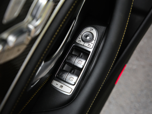 2017AMG E 63 S 4MATIC+ ؄e {܇ƅ^	