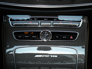 2017AMG E 63 S 4MATIC+ ؄e {