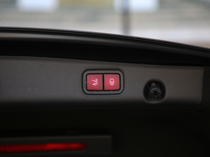 2017A(y)MG E 63 S 4MATIC+ ؄e 