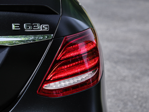 2017AMG E 63 S 4MATIC+ ؄e β