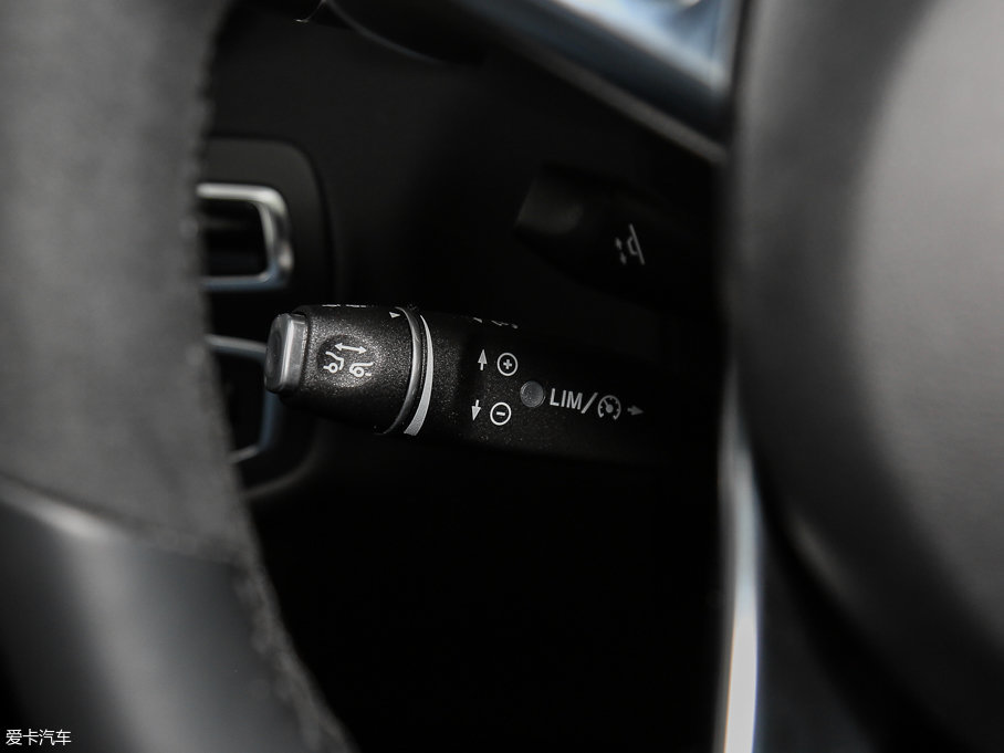 2017YCAMG AMG C 63 S Ї