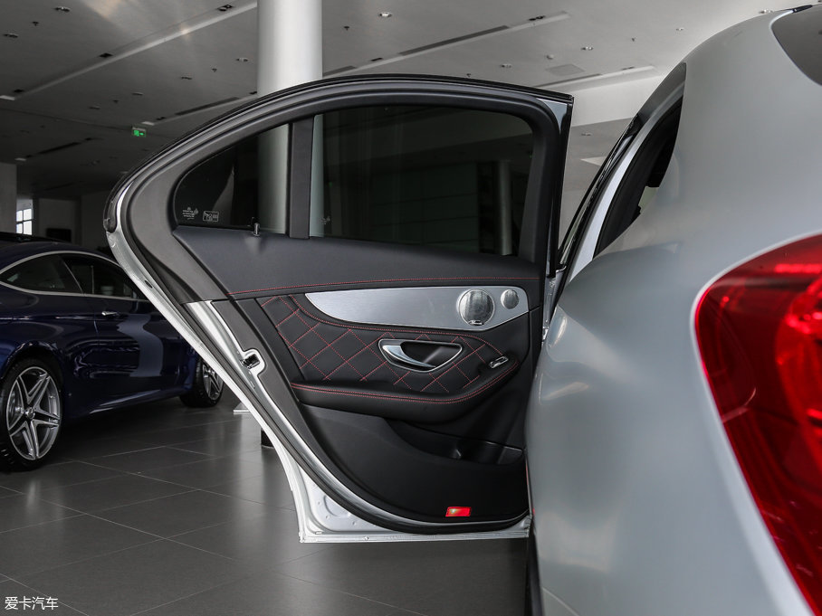 2017YCAMG AMG C 63 S Ї