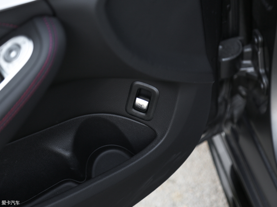 2017YCAMG AMG C 43 4MATIC ؄e