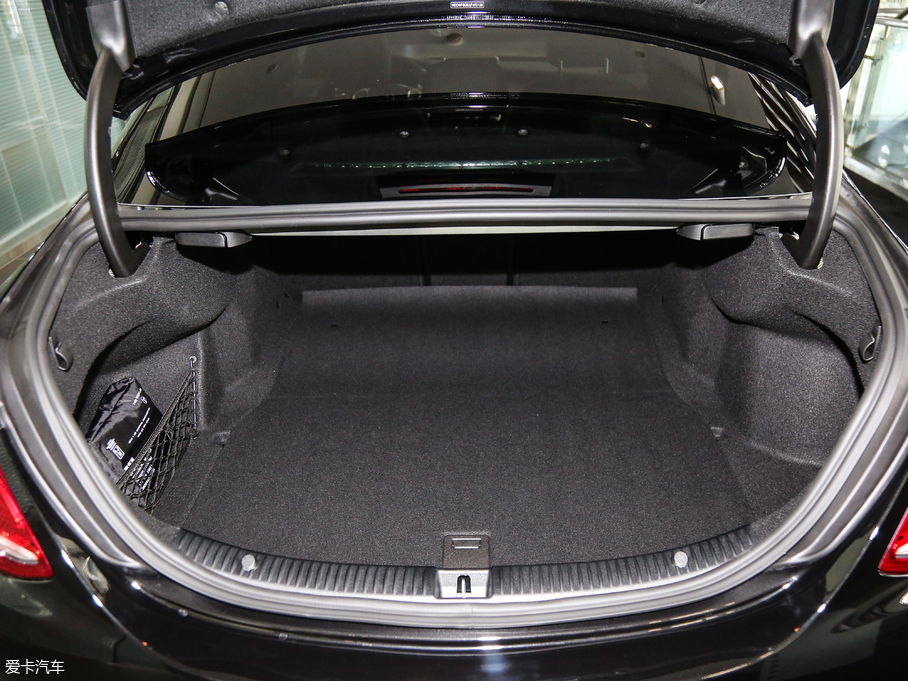 2017YC(j)AMG AMG C 63