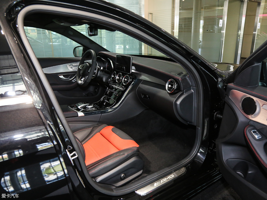 2017YC(j)AMG AMG C 63