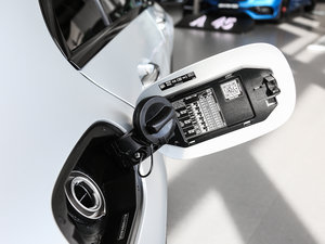 2017A(y)MG C 63 S Ї(gu) (x)(ji)^