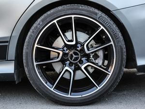 2017AMG C 43 4MATIC ؄e ݆Ȧ