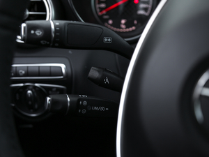 2017AMG C 43 4MATIC ؄e п؅^