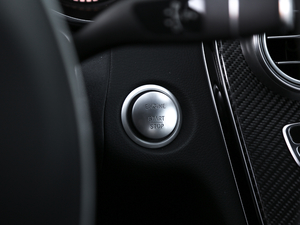 2017AMG C 43 4MATIC ؄e п؅^