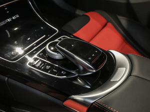 2017A(y)MG C 63 п؅^(q)