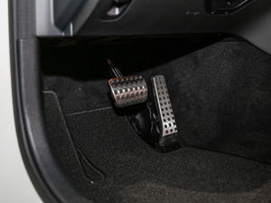 2017A(y)MG C 63 п؅^(q)