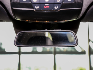 2017AMG C 63 ܇(ni)ҕR