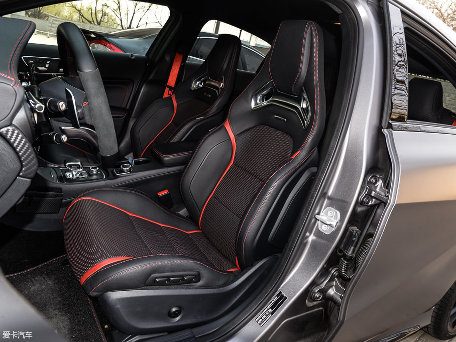 2017YAAMG(M) AMG A 45 4MATIC