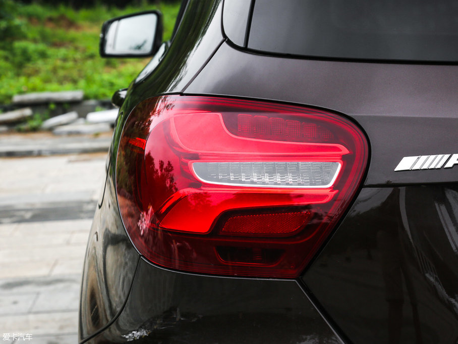 2017YA(j)AMG(M(jn)) AMG A 45 4MATIC