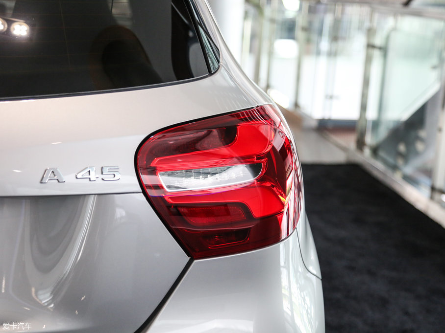 2017YAAMG(M) Ŀ AMG A 45 4MATIC