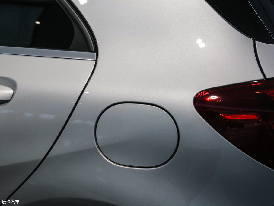 2017YAAMG(M(jn)) Ŀ AMG A 45 4MATIC