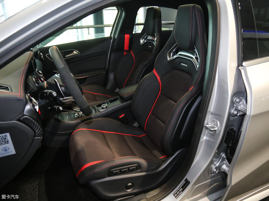 奔馳AMG2017款奔馳A級AMG