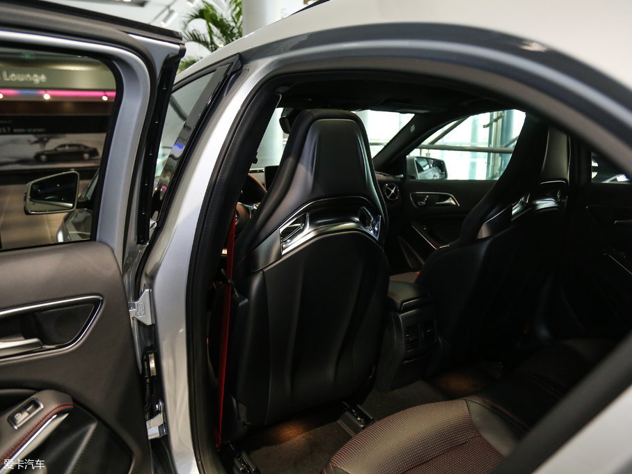 2017YAAMG(M) Ŀ AMG A 45 4MATIC