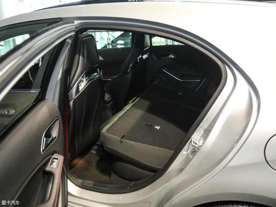 2017YAAMG(M) Ŀ AMG A 45 4MATIC