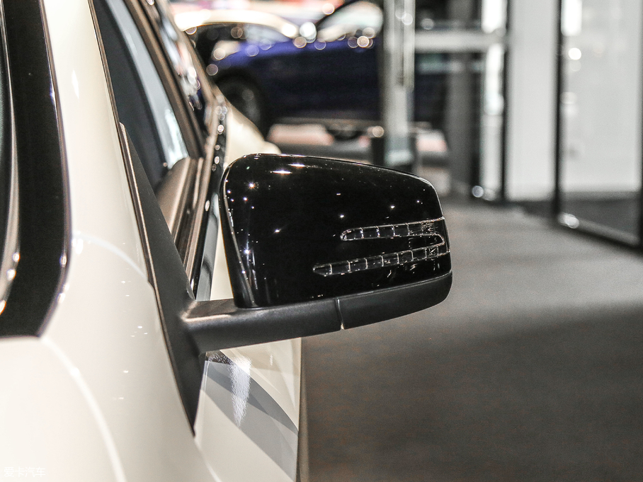 2017YA(j)AMG(M(jn)) Ŀ AMG A 45 4MATIC