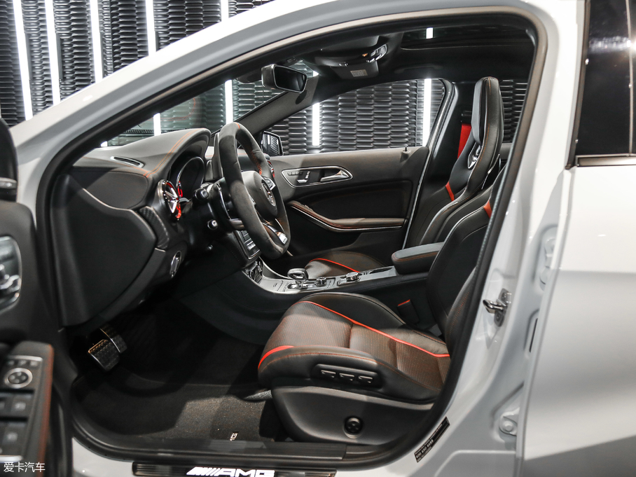 2017YAAMG(M) Ŀ AMG A 45 4MATIC