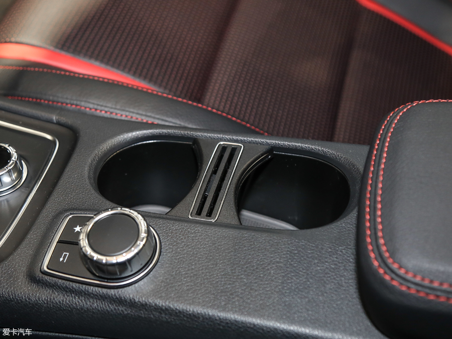 2017YA(j)AMG(M(jn)) Ŀ AMG A 45 4MATIC