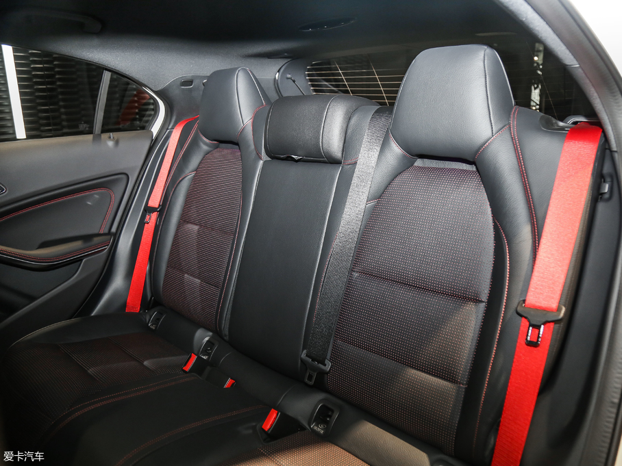 2017YAAMG(M) Ŀ AMG A 45 4MATIC