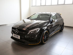 2017款AMG A 45 4MATIC 暗夜雷霆限量版 左前45度