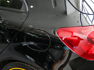 2017AMG A 45 4MATIC ҹ ^