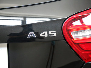 2017AMG A 45 4MATIC ҹ ^