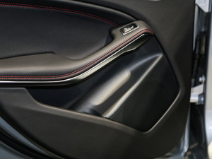 2017Ŀ AMG A 45 4MATIC g