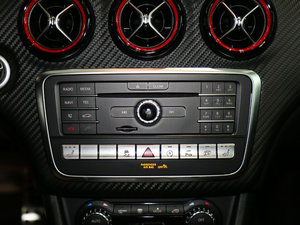 2017Ŀ AMG A 45 4MATIC {