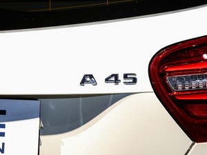 2017Ŀ AMG A 45 4MATIC ^