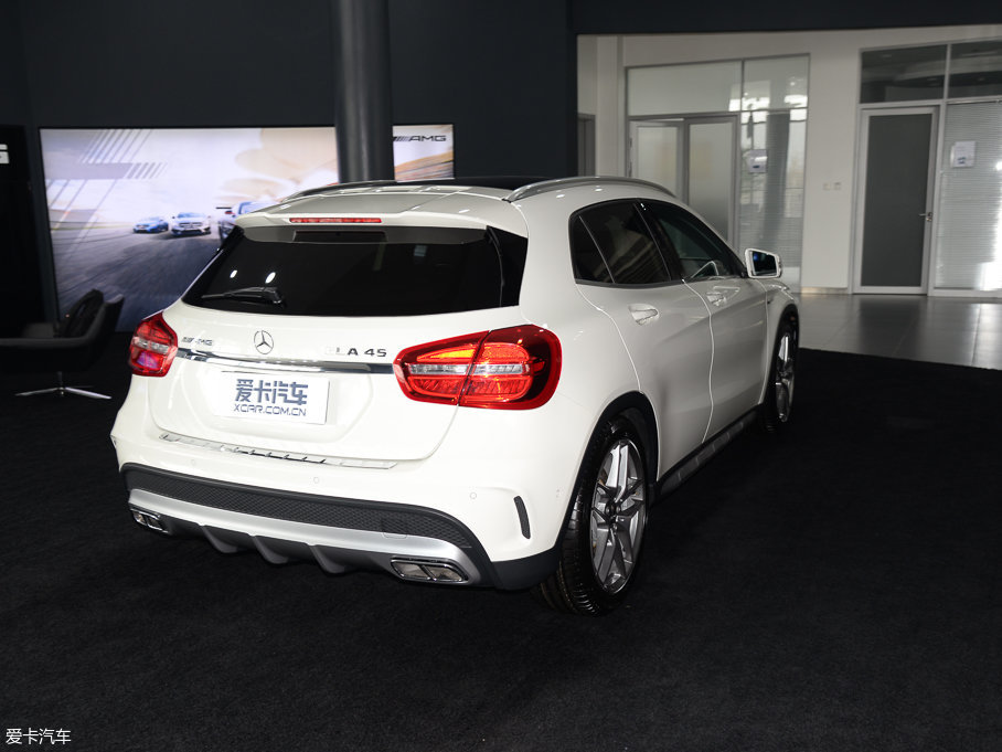 2017YGLAAMG AMG GLA 45 4MATIC