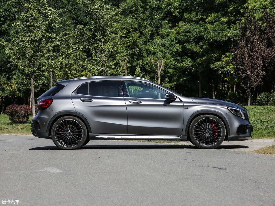 2018YGLA(j)AMG AMG GLA 45 4MATIC