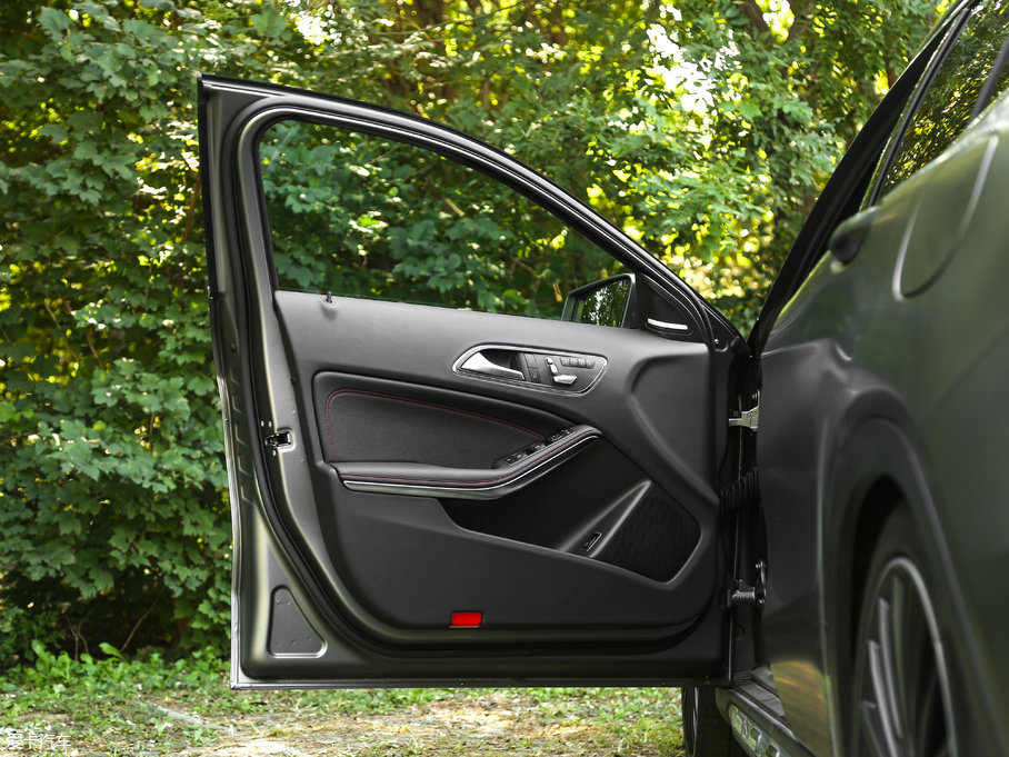 2018YGLAAMG AMG GLA 45 4MATIC