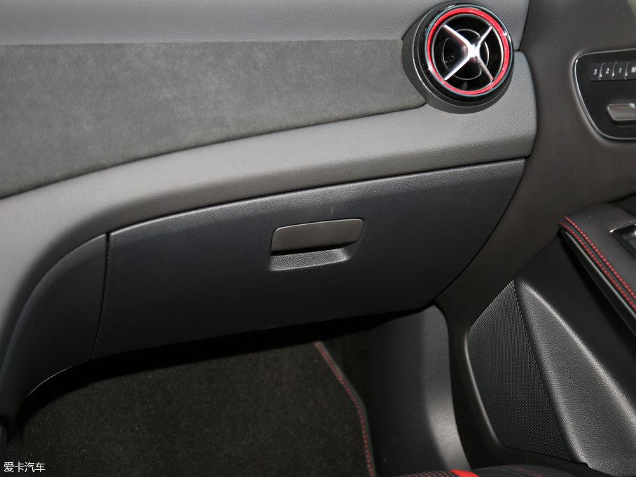 2018YGLAAMG AMG GLA 45 4MATIC