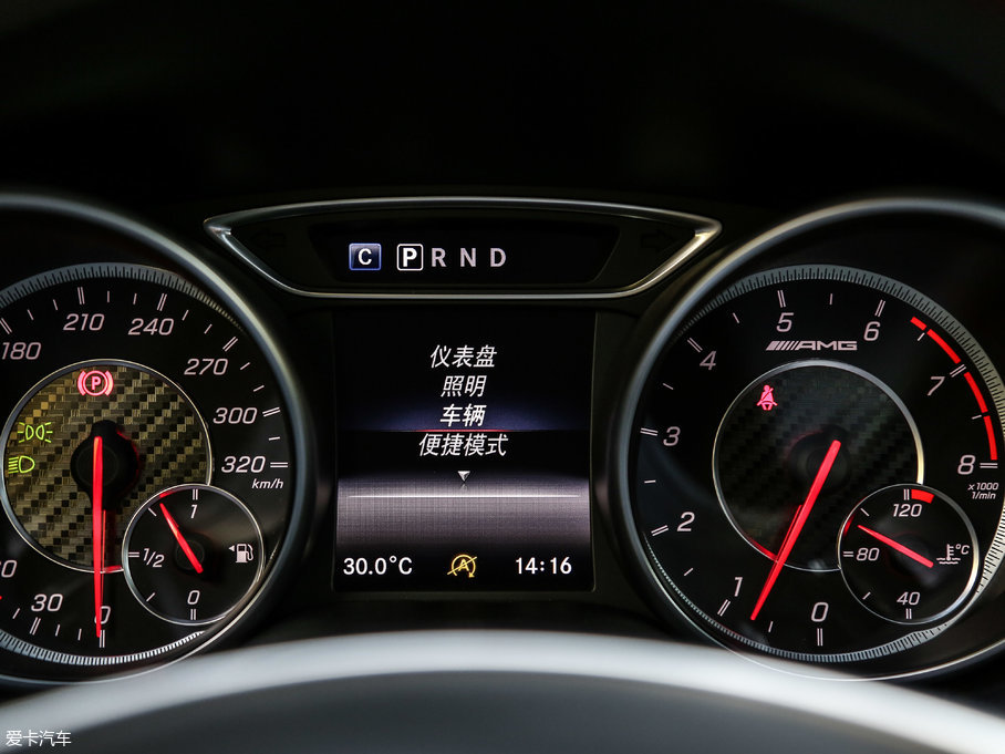 2018YGLAAMG AMG GLA 45 4MATIC