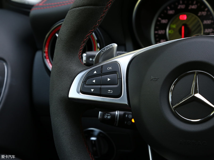 2018YGLAAMG AMG GLA 45 4MATIC