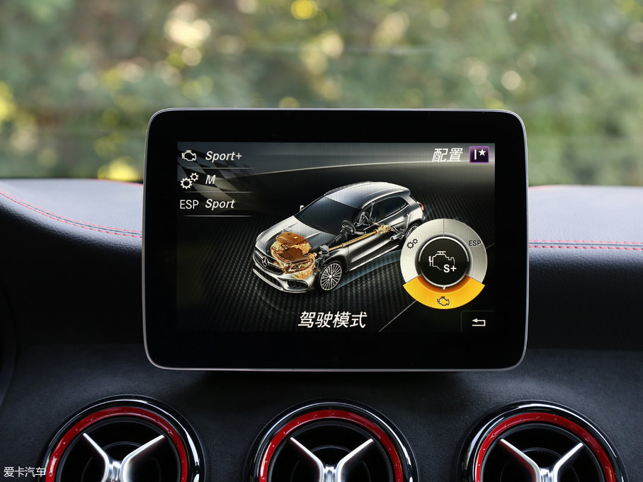 2018YGLA(j)AMG AMG GLA 45 4MATIC