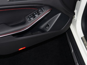 2017AMG GLA 45 4MATIC ǰTg