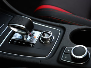 2018AMG GLA 45 4MATIC п؅^