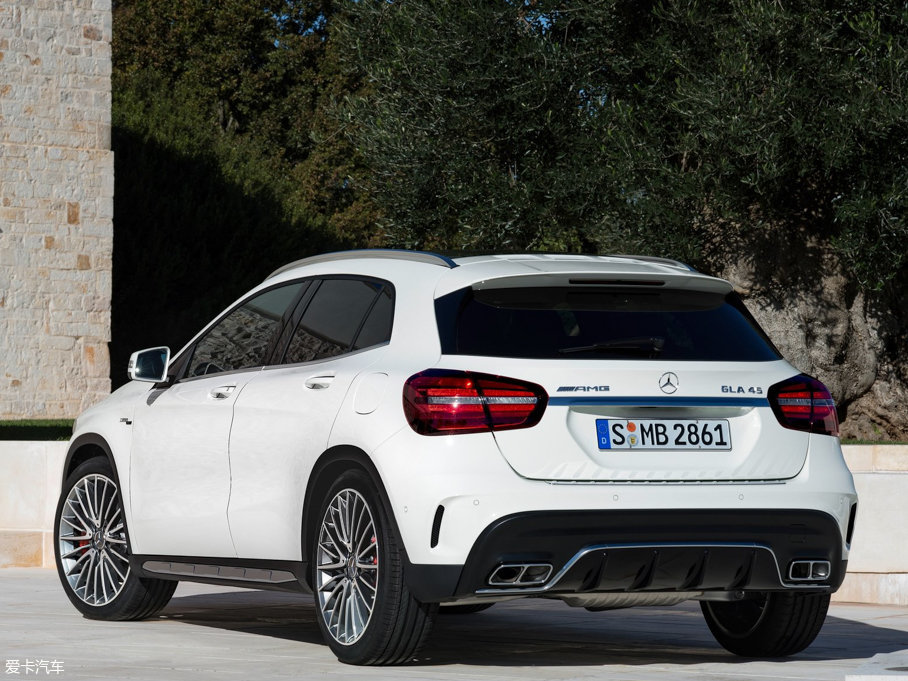 2018YGLAAMG AMG GLA 45 4MATIC