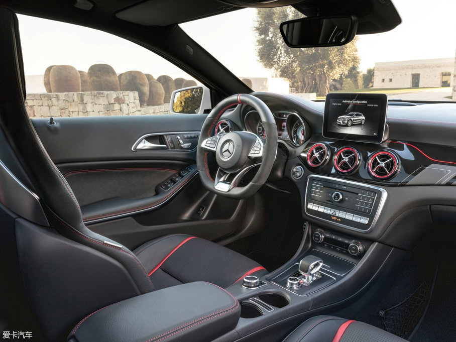 2018YGLAAMG AMG GLA 45 4MATIC