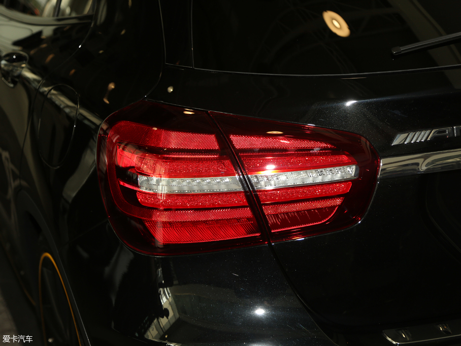 2018YGLA(j)AMG AMG GLA 45 4MATICҹ