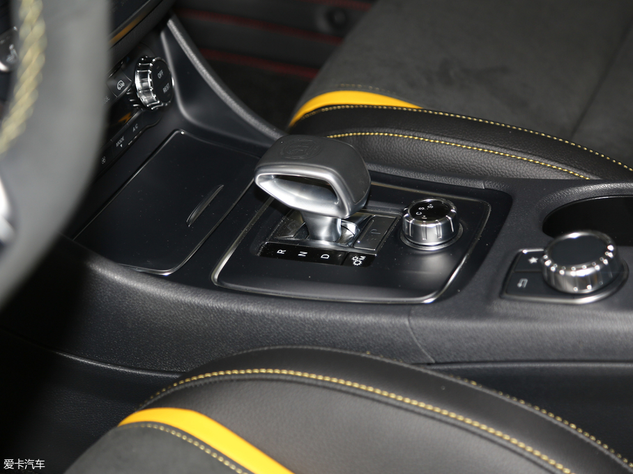 2018YGLAAMG AMG GLA 45 4MATICҹ